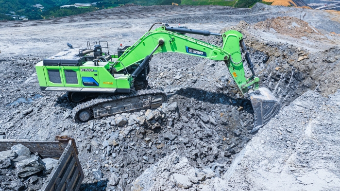 【PG电子平台金?矿山开采】“重装战神”XE750GK HEV进军云南露天磷矿