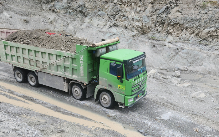 铸就信赖基石，PG电子平台汽车匠心打造可靠新能源重卡