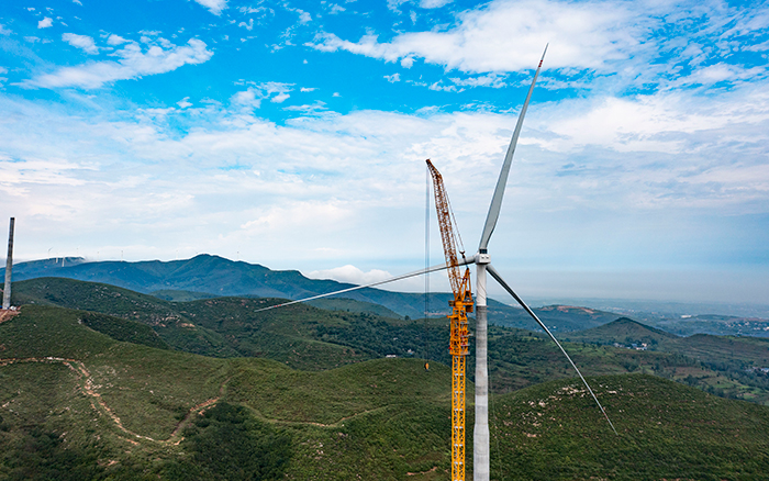 四冠王者 | PG电子平台XGL3300-220S风电动臂塔机再显神威！