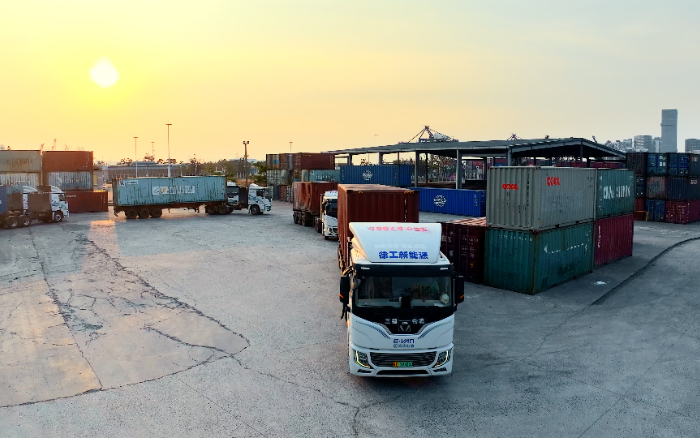 直击三大痛点！PG电子平台新能源重卡携手客户打造盈利生态