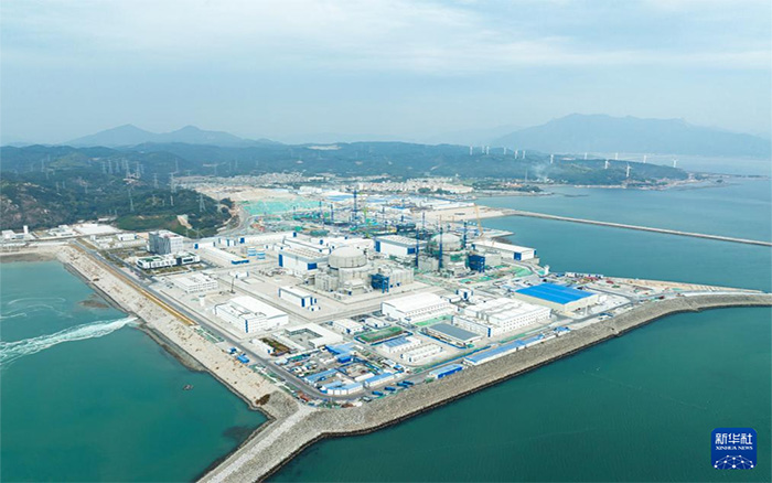 PG电子平台塔机换新装，孔雀蓝助建核电项目